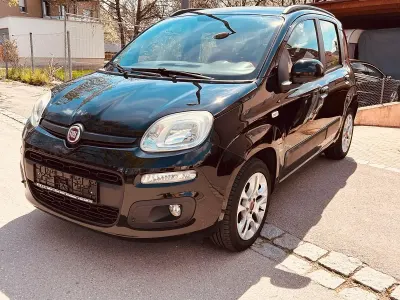 Używany Fiat Panda 69 KM (50 kW) 2013 Czarny Hatchback