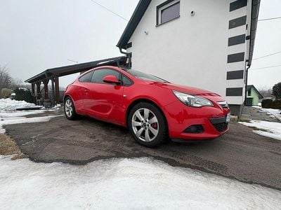 Gebraucht Opel Astra GTC 140 PS (102 kW) 2012 Rot Coupé