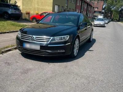 Gebraucht VW Phaeton 239 PS (175 kW) 2013 Schwarz Limousine
