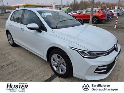 Gebraucht VW Golf VIII Life 116 PS (85 kW) 2024 Weiß Limousine