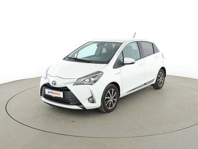 Gebraucht Toyota Yaris Hybrid Team 101 PS (74 kW) 2019 Weiß Limousine