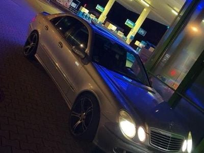 Mercedes E500