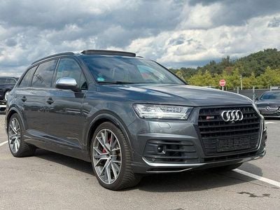Grau Gebraucht 2018 Audi SQ7 Sport SUV | 34.900 € (Fairer Preis)