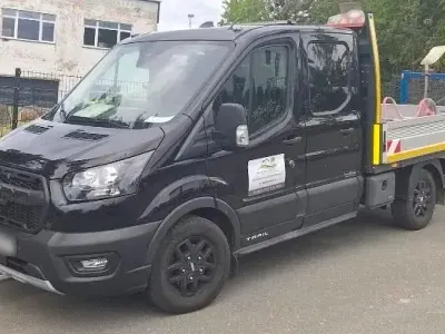 Gebraucht Ford Transit 170 PS (125 kW) 2024 Schwarz Van