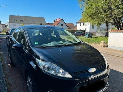 Usata Ford Fiesta 90 CV (66 kW) 2009 Nero Utilitaria