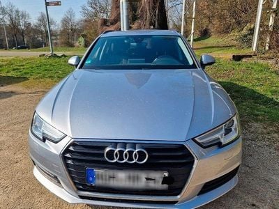 Gebraucht Audi A4 150 PS (110 kW) 2019 Silber Kombi