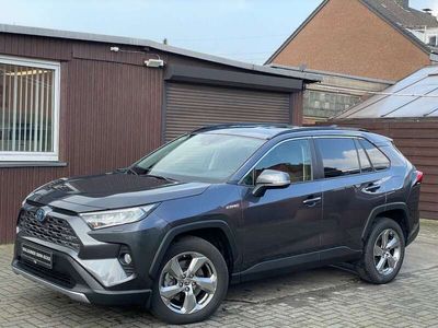 gebraucht Toyota RAV4 Hybrid 4 Hybrid 4x2 Club NAV RKAM LED SPUR TOTWINKEL