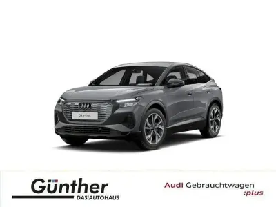 Gebraucht Audi Q4 e-tron Basis 125 kW (170 PS) 2022 Kieselgrau SUV