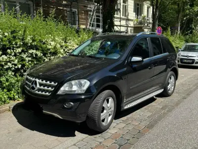 Gebraucht Mercedes ML320 224 PS (164 kW) 2008 Schwarz SUV