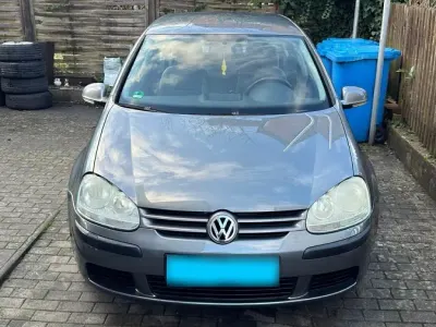 Gebraucht VW Golf V 102 PS (75 kW) 2004 Grau Kleinwagen