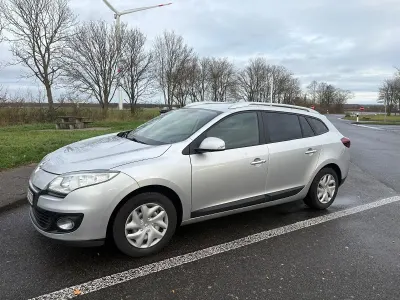 Używany Renault Mégane GrandTour 110 KM (80 kW) 2012 Srebrny Kombi
