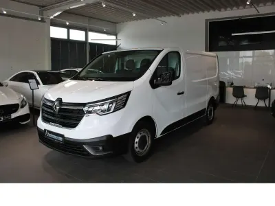 Gebraucht Renault Trafic 131 PS (96 kW) 2022 Weiß Van / Kleinbus