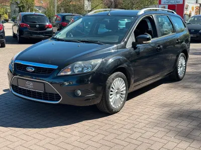 Usata Ford Focus 116 CV (85 kW) 2010 Nero Station wagon