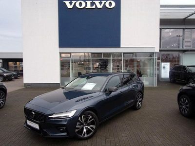 Blau Gebraucht 2024 Volvo V60 Plus Kombi | 37.500 € (Fairer Preis)