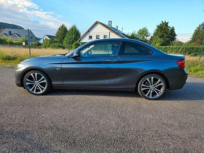 BMW 220