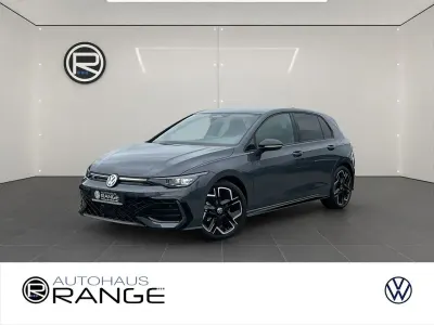 Neu VW Golf VIII R-line 150 PS (110 kW) 2026 Grau Limousine