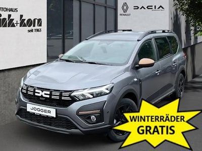 Gebraucht Dacia Jogger Extreme 122 PS (89 kW) 2025 Grau Van / Kleinbus
