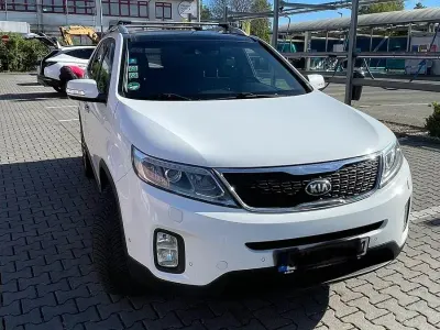 Używany Kia Sorento Edition 7 197 KM (144 kW) 2012 Biały SUV