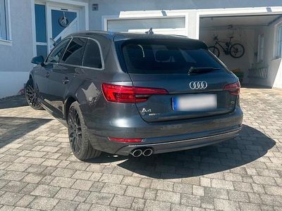 Second-hand Audi A4 S-Line 190 CP (139 kW) 2016 Argintiu Break