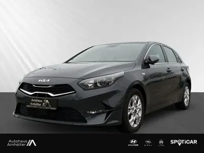 Gebraucht Kia Ceed Vision 160 PS (117 kW) 2022 Grau Kleinwagen