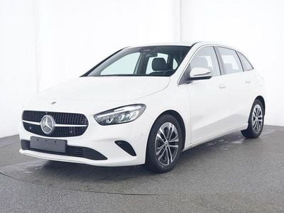 Gebraucht Mercedes B200 Progressive 163 PS (119 kW) 2025 Weiß Van / Kleinbus