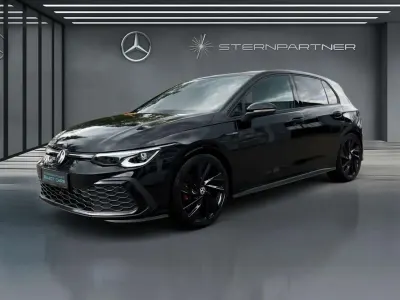Gebraucht VW Golf VIII GTD 200 PS (147 kW) 2024 Schwarz Limousine