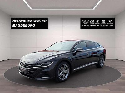 Gebraucht VW Arteon R-line 200 PS (147 kW) 2023 Deep black perleffekt Kombi