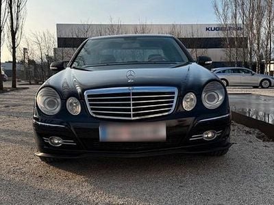 Gebraucht Mercedes E320 224 PS (164 kW) 2008 Schwarz Limousine