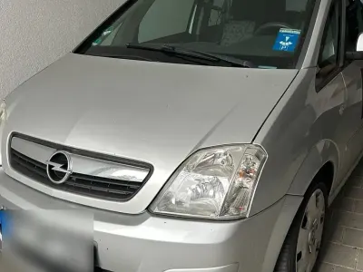 Gebraucht Opel Meriva 75 PS (55 kW) 2008 Silber Van / Kleinbus
