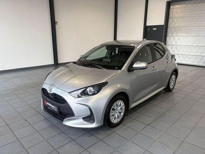 Gebraucht Toyota Yaris Comfort 72 PS (52 kW) 2021 Silber Kleinwagen