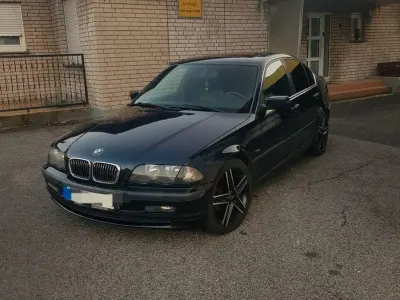 Gebraucht BMW 323 Performance 170 PS (125 kW) 2000 Blau Limousine