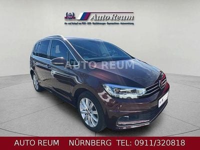 Gebraucht VW Touran Highline 150 PS (110 kW) 2019 Rot Van / Kleinbus