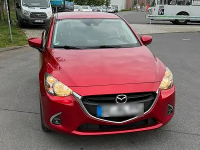 Gebraucht Mazda 2 Kizoku 90 PS (66 kW) 2019 Rot Limousine