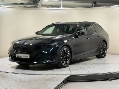 Gebraucht BMW i5 Performance 442 kW (601 PS) 2025 Schwarz Kombi