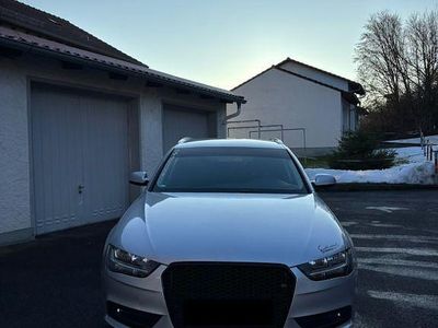 Silber Gebraucht 2012 Audi A4 Ambiente Kombi | 9.500 € (Fairer Preis)