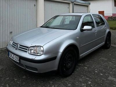 VW Golf