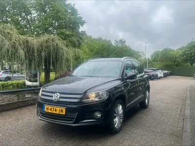 Gebraucht VW Tiguan Sportline 122 PS (89 kW) 2011 Schwarz SUV