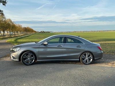 Gebraucht Mercedes CLA180 122 PS (89 kW) 2015 Andere farben Limousine