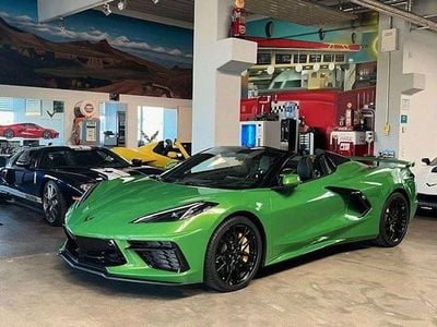 Nouă Corvette C8 481 CP (353 kW) 2025 Verde Cabrio