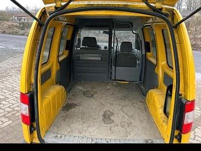 Second-hand VW Caddy 70 CP (51 kW) 2007 Galben Monovolum