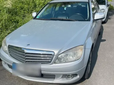 Używany Mercedes C200