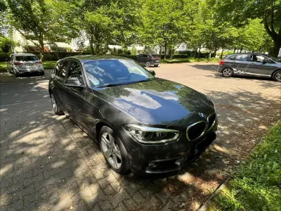 Gebraucht BMW 118 Advantage 150 PS (110 kW) 2019 Grau Kleinwagen