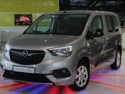 Gebraucht Opel Combo Life 131 PS (96 kW) 2022 Grau Limousine