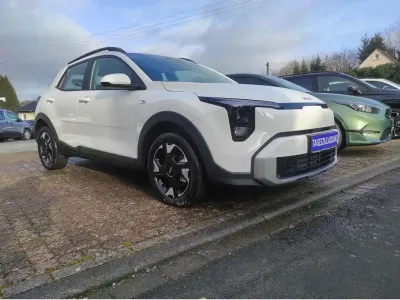 Nouă Kia Stonic 101 CP (74 kW) 2026 Alb SUV