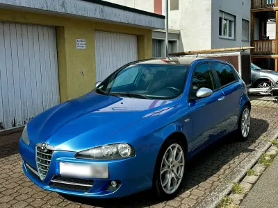 Gebraucht Alfa Romeo 147 120 PS (88 kW) 2007 Grau Kleinwagen