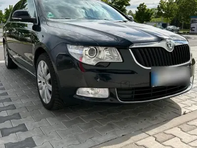 Gebraucht Skoda Superb 160 PS (117 kW) 2009 Schwarz Limousine