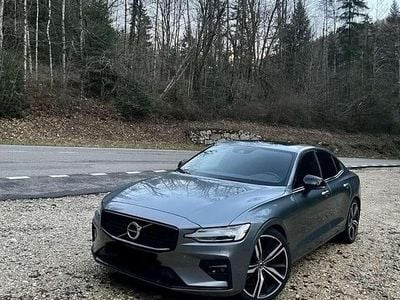 Gebraucht Volvo S60 R-Design 197 PS (144 kW) 2021 Grau Limousine