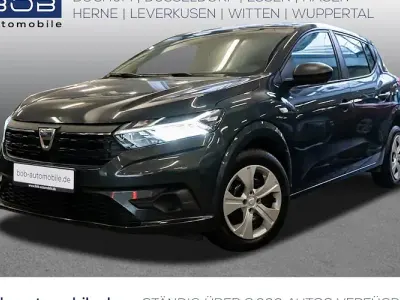 Usata Dacia Sandero Essentiel 91 CV (66 kW) 2022 Grigio Berlina