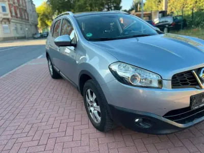 Gebraucht Nissan Qashqai +2 Acenta 141 PS (103 kW) 2010 Grau SUV