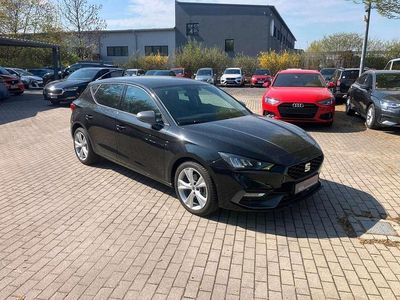 Second-hand Seat Leon FR 150 CP (110 kW) 2024 Negru Berlinǎ